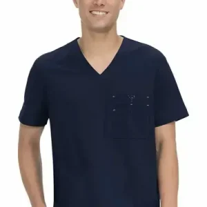 Scrub Top Médico Koi Basics Bryan 668 para hombre en color azul marino, camisa médica original con cuello en V y bolsillo en el pecho, uniforme médico premium Koi Happiness en Perú